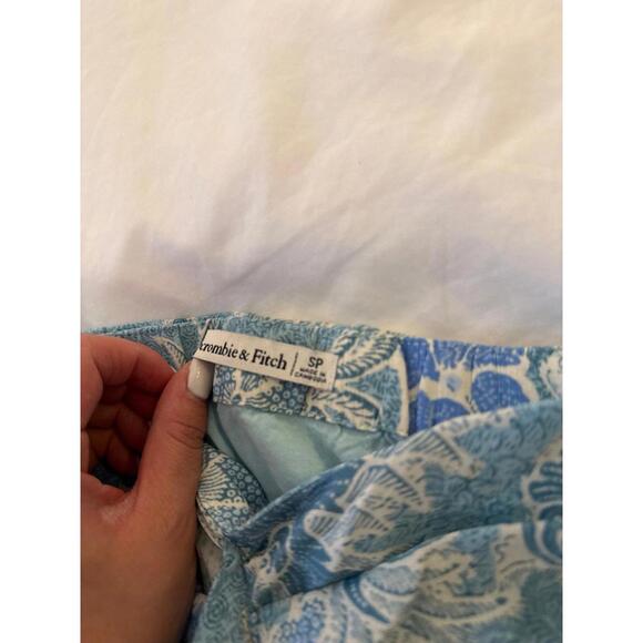 Abercrombie tank and skirt set Blue Floral Ruched flowy Small NWT - Picture 4 of 7